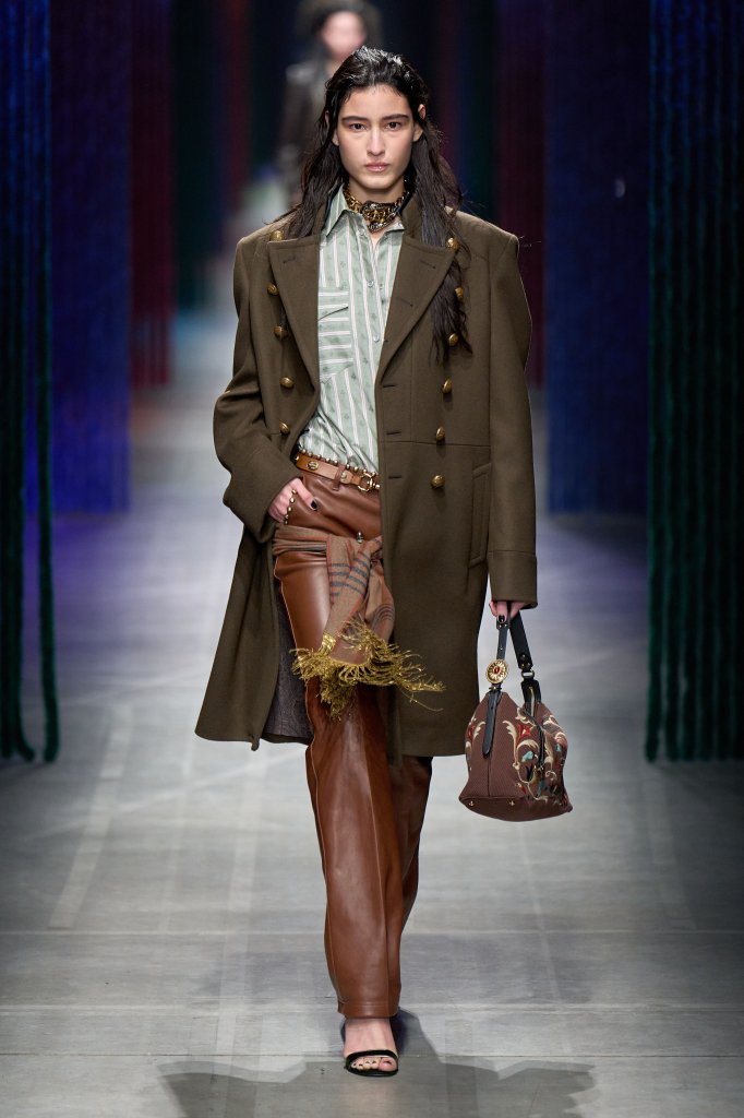 艾绰 Etro 2026/27秋冬高级成衣秀 - Milan Fall 2026