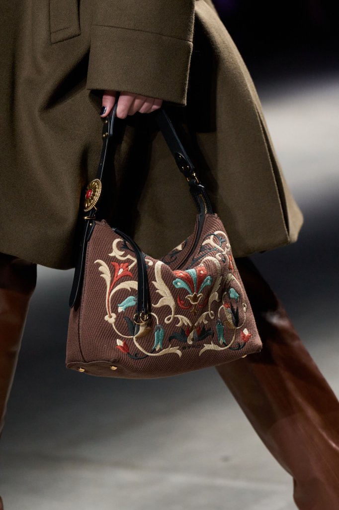 艾绰 Etro 2026/27秋冬高级成衣秀(细节) - Milan Fall 2026