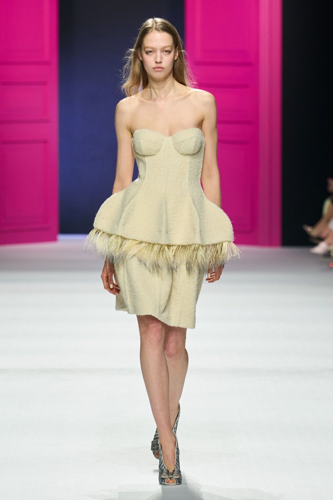 珍尼 Genny 2026/27秋冬高级成衣秀 - Milan Fall 2026