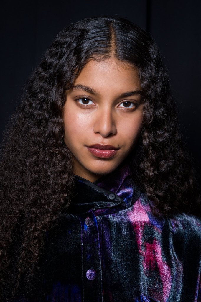 安普里奥&middot;阿玛尼 Emporio Armani 2026/27秋冬高级成衣秀(后台妆容) - Milan Fall 2026