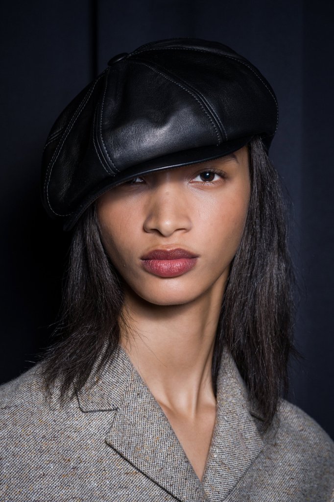 安普里奥&middot;阿玛尼 Emporio Armani 2026/27秋冬高级成衣秀(后台妆容) - Milan Fall 2026