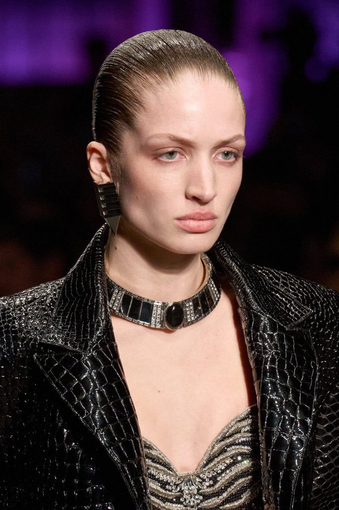 罗伯特&middot;卡沃利 Roberto Cavalli 2026/27秋冬高级成衣秀(细节) - Milan Fall 2026