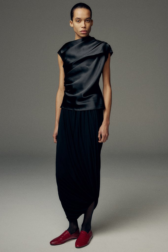 Tove 2026/27秋冬高级成衣Lookbook