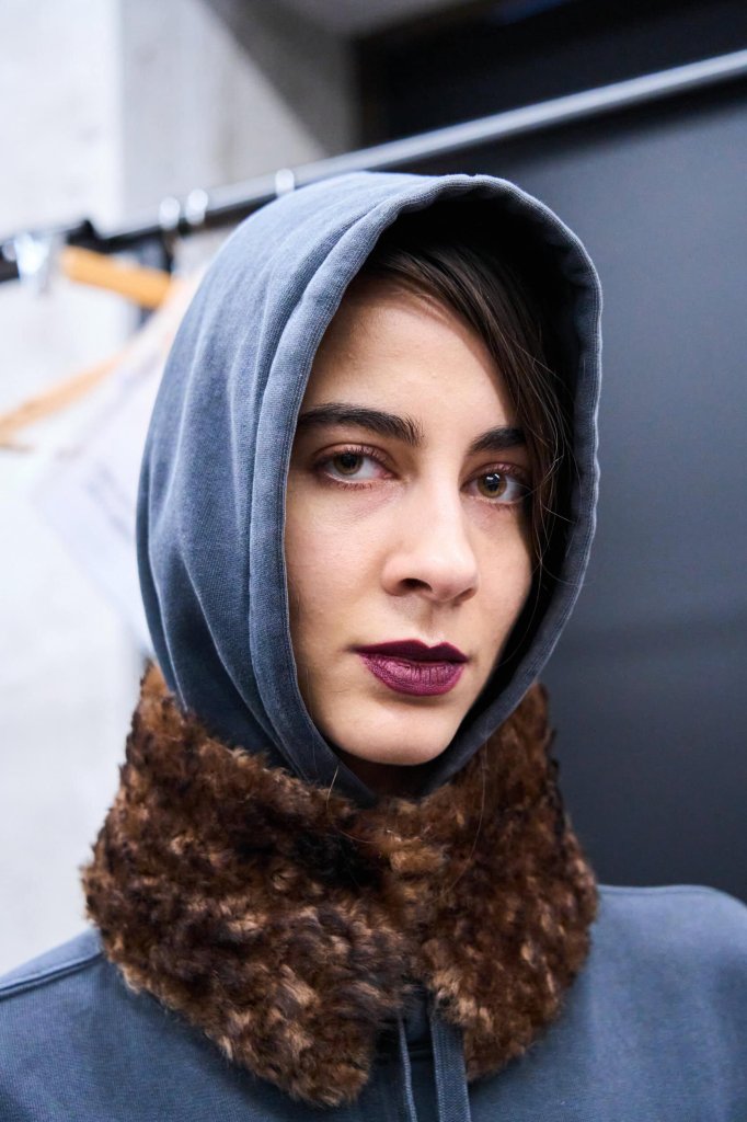 Marco Rambaldi 2026/27秋冬高级成衣秀(后台妆容) - Milan Fall 2026