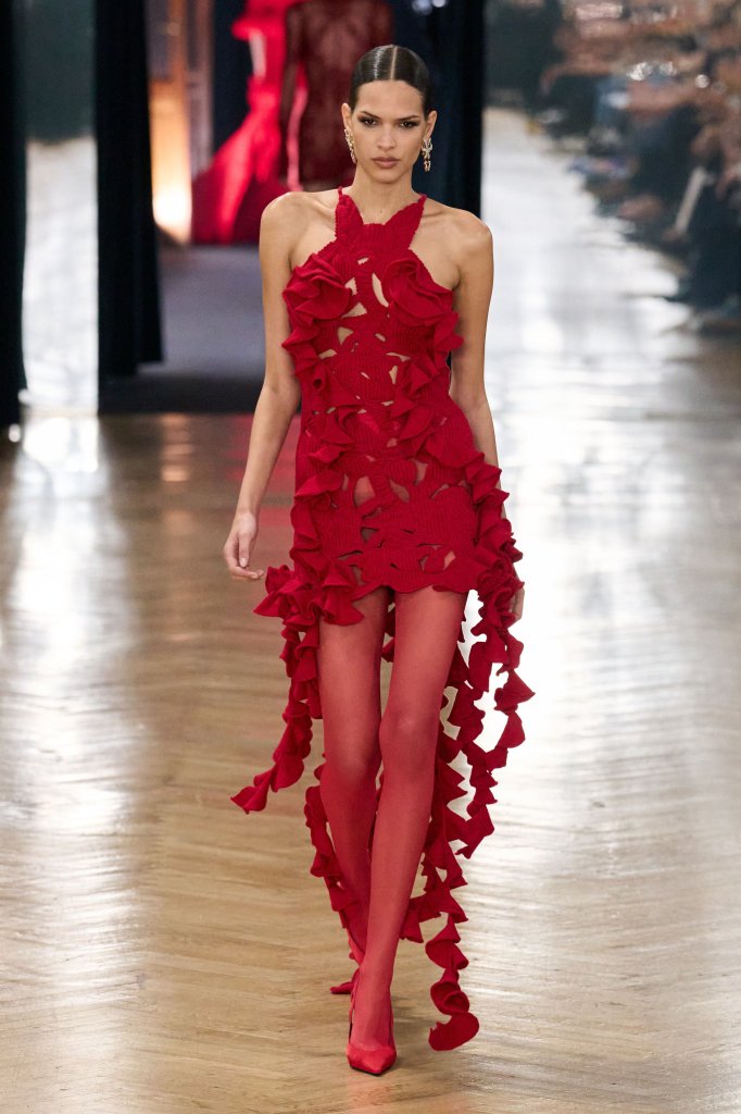 蓝色情人 Blumarine 2026/27秋冬高级成衣秀 - Milan Fall 2026