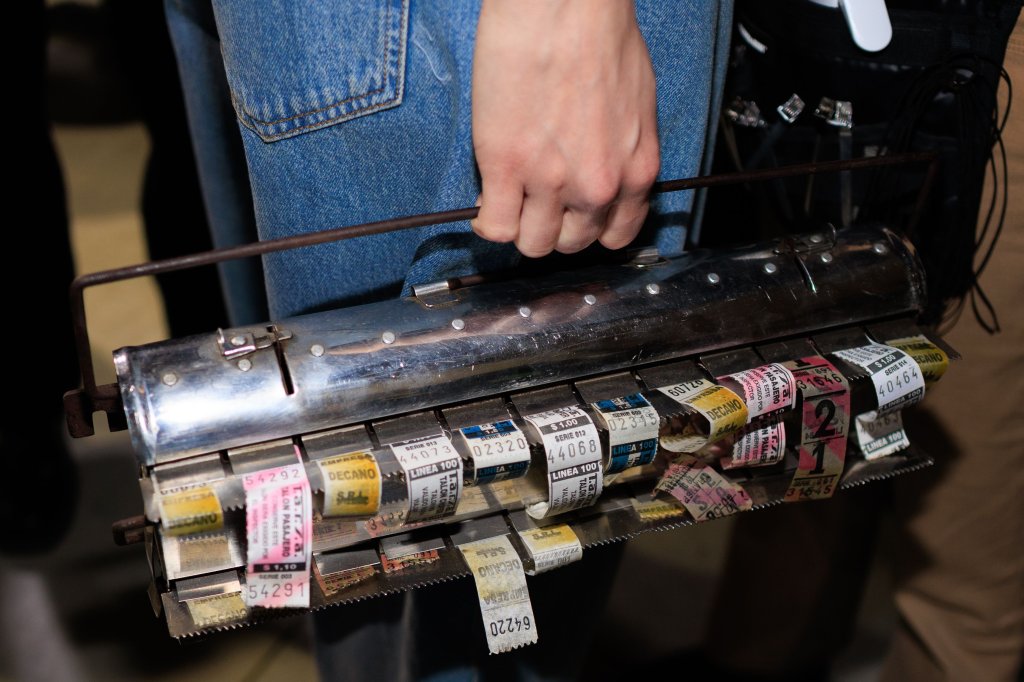 莫斯奇诺 Moschino 2026/27秋冬高级成衣秀(后台妆容) - Milan Fall 2026