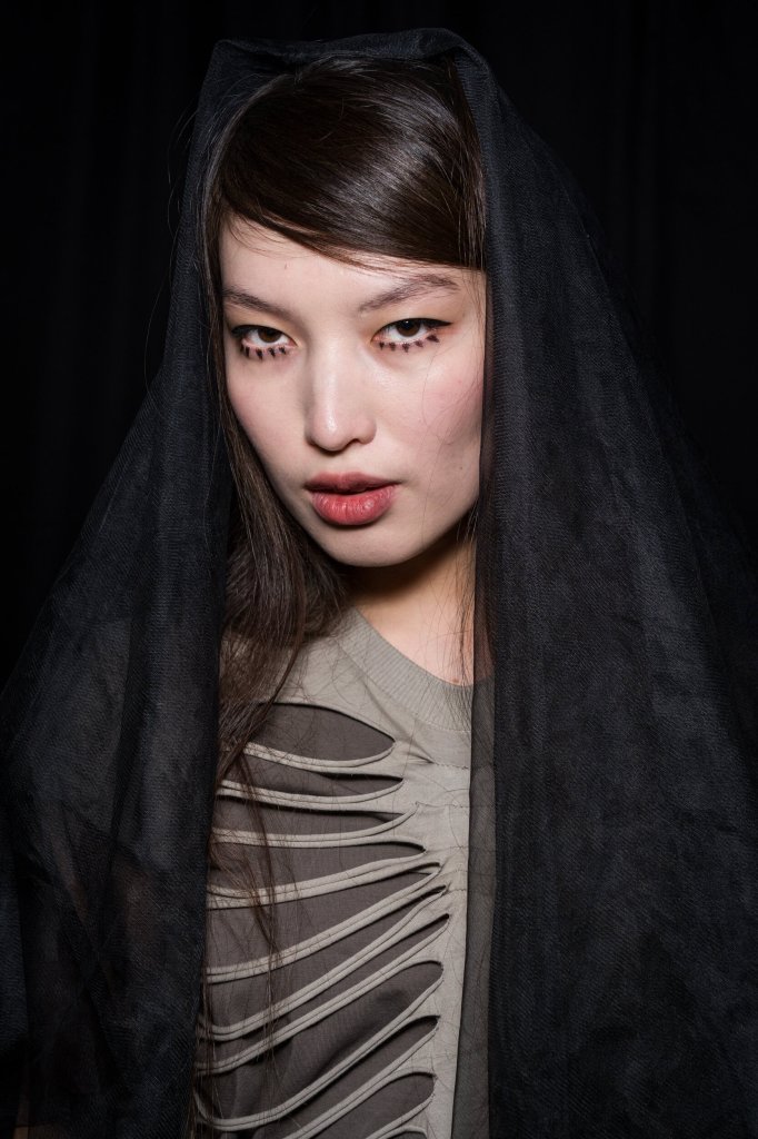 Avavav 2026/27秋冬高级成衣秀(后台妆容) - Milan Fall 2026