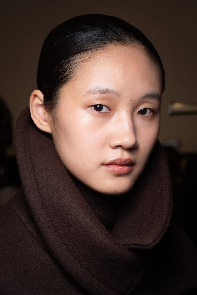 Co. 2026/27秋冬高级成衣秀(后台妆容) - Paris Fall 2026