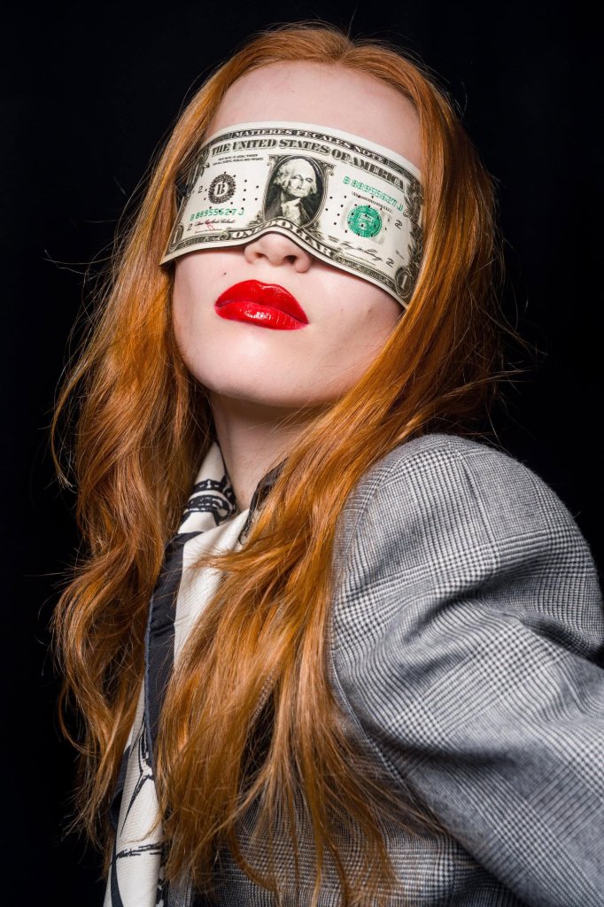 Mati&egrave;res F&eacute;cales 2026/27秋冬高级成衣秀(后台妆容) - Paris Fall 2026