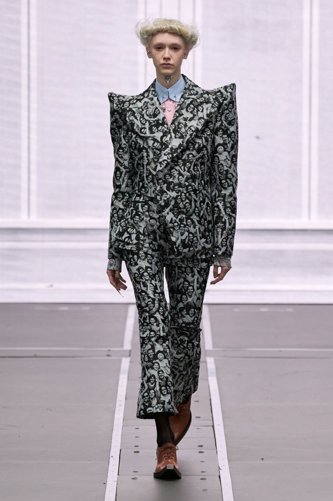 Anrealage 2026/27秋冬高级成衣秀 - Paris Fall 2026