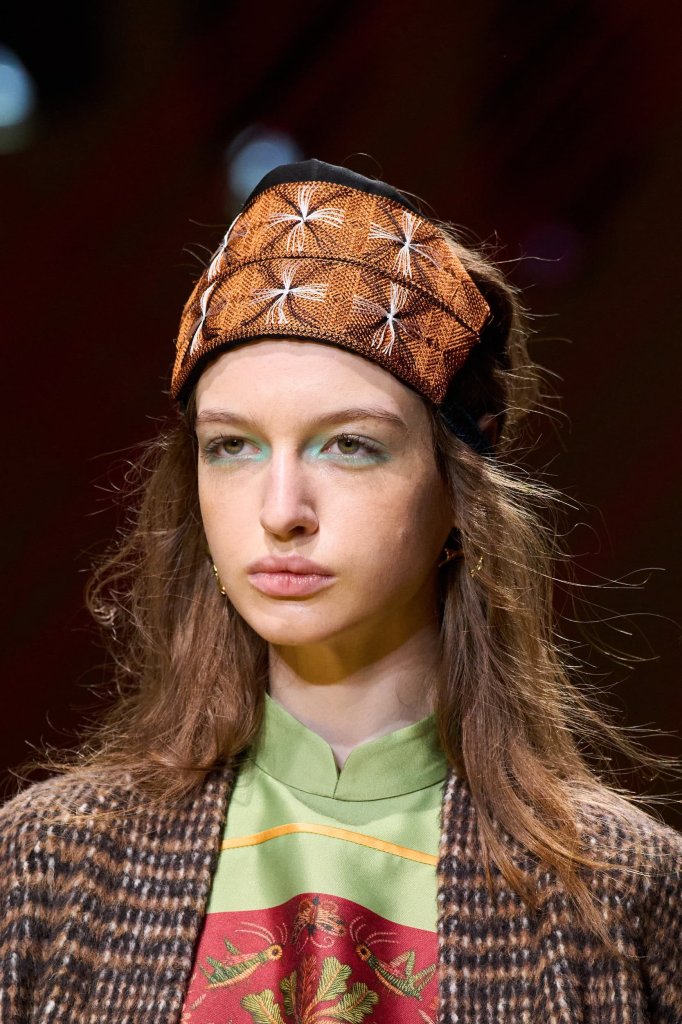 赵卉洲 HUI 2026/27秋冬高级成衣秀(细节) - Paris Fall 2026