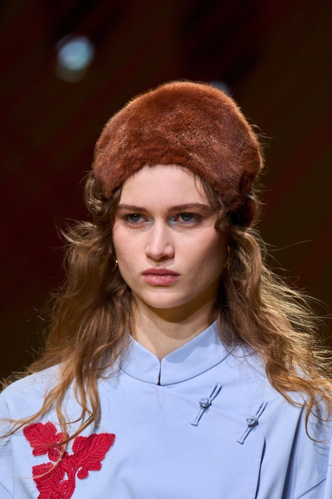 赵卉洲 HUI 2026/27秋冬高级成衣秀(细节) - Paris Fall 2026