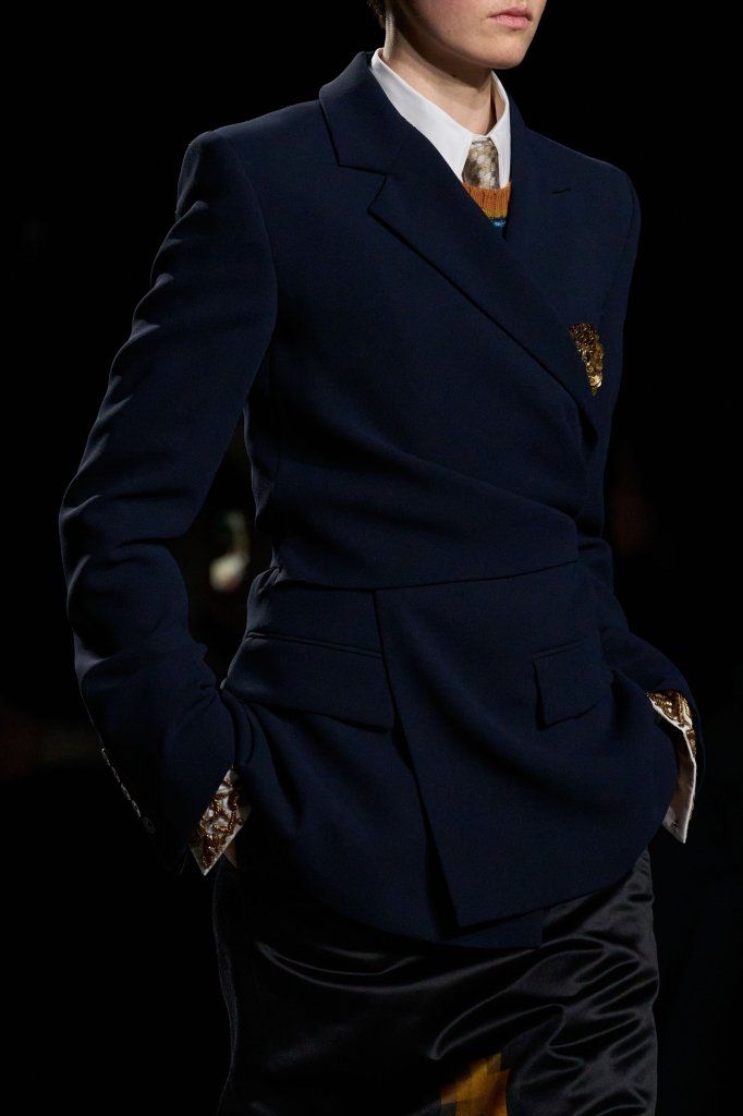 德赖斯&middot;范诺顿 Dries Van Noten 2026/27秋冬高级成衣秀(细节) - Paris Fall 2026