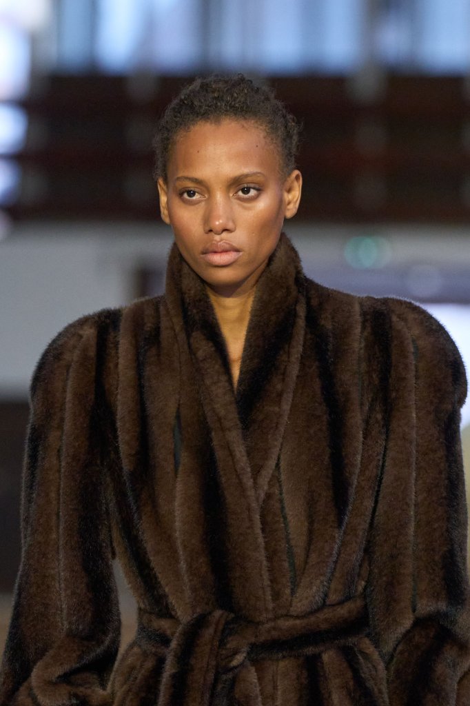 斯特拉&middot;麦卡特尼 Stella McCartney 2026/27秋冬高级成衣秀(细节) - Paris Fall 2026