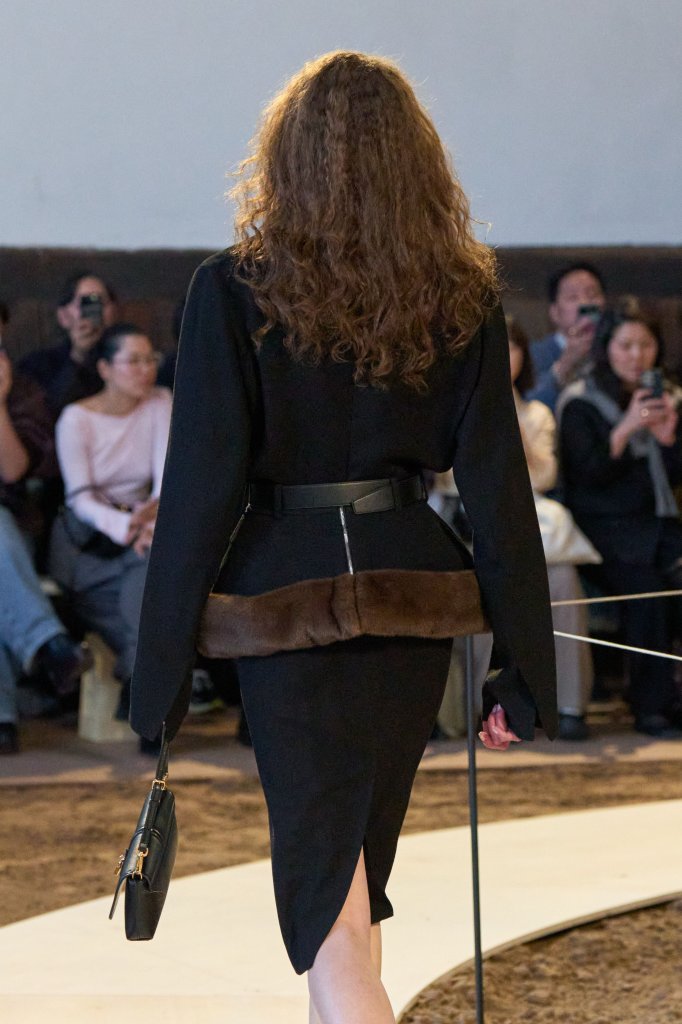 斯特拉&middot;麦卡特尼 Stella McCartney 2026/27秋冬高级成衣秀(细节) - Paris Fall 2026