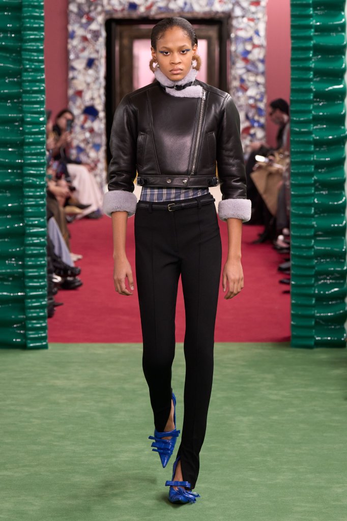 艾克妮 Acne Studios 2026/27秋冬高级成衣秀 - Paris Fall 2026