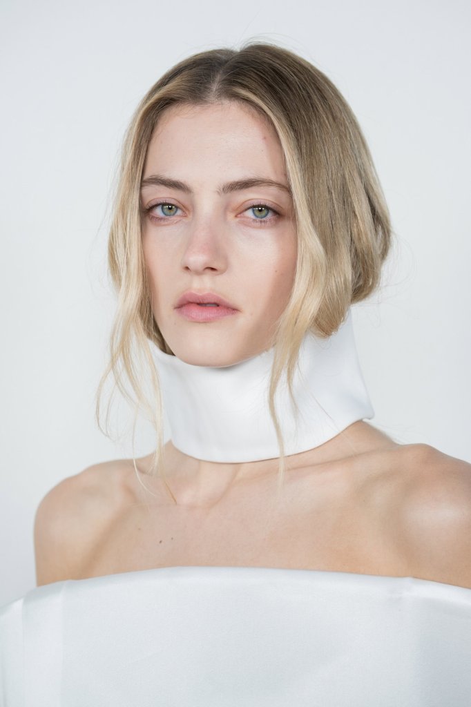 Courr&egrave;ges 2026/27秋冬高级成衣秀(后台妆容) - Paris Fall 2026