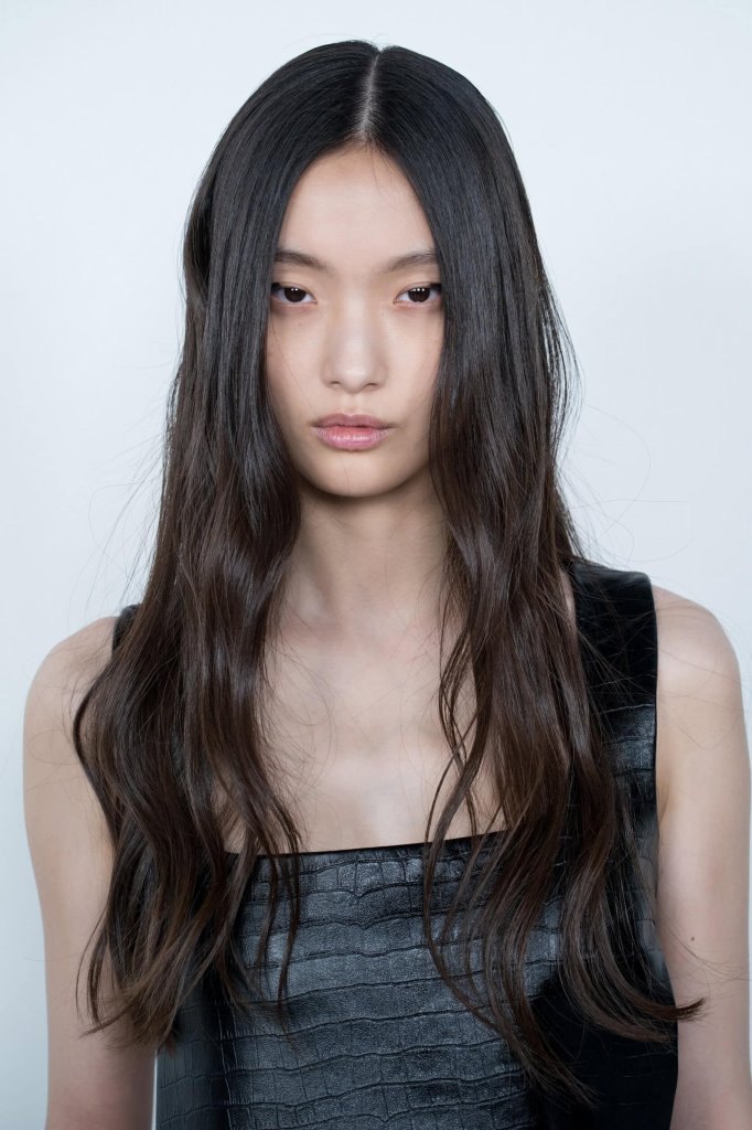 Courr&egrave;ges 2026/27秋冬高级成衣秀(后台妆容) - Paris Fall 2026