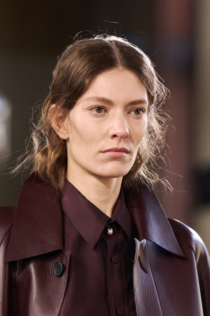 卡纷 Carven 2026/27秋冬高级成衣秀(细节) - Paris Fall 2026