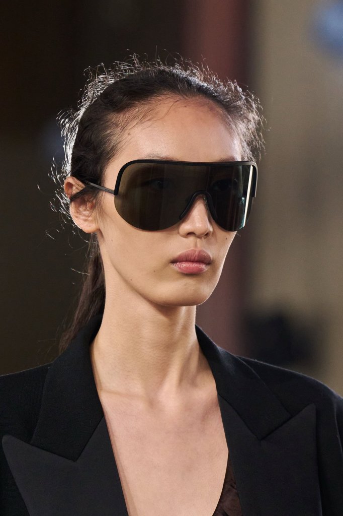 卡纷 Carven 2026/27秋冬高级成衣秀(细节) - Paris Fall 2026