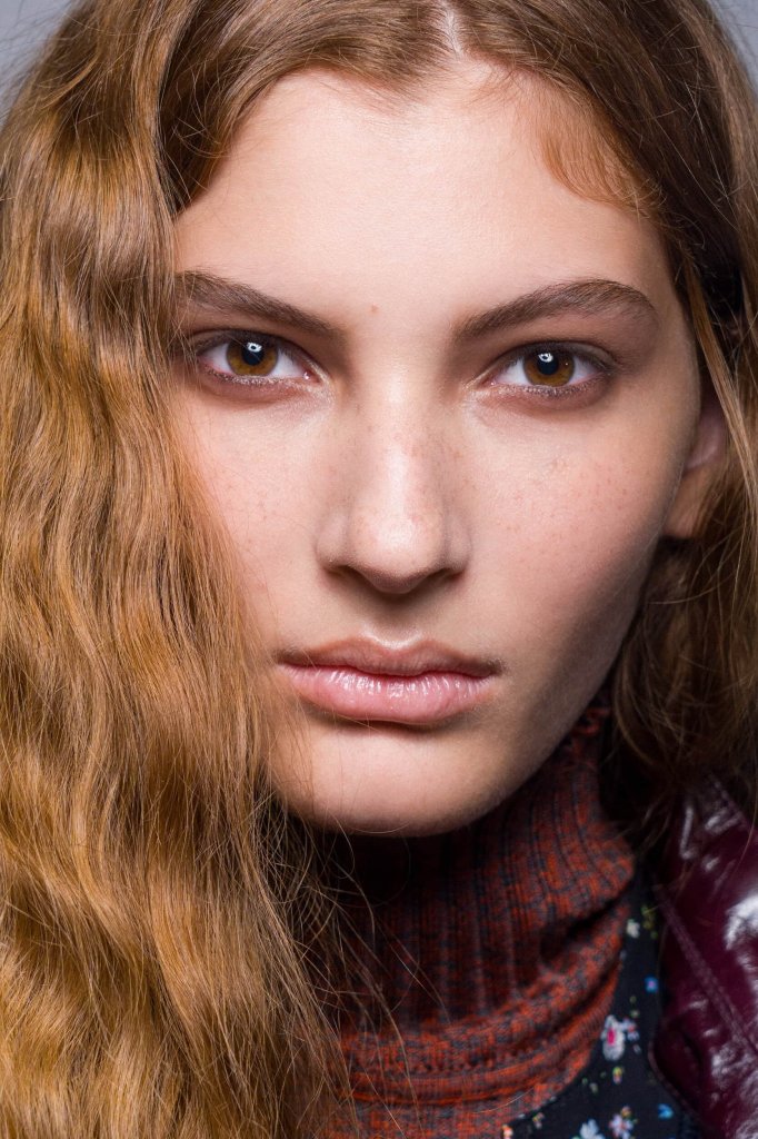 Rabanne 2026/27秋冬高级成衣秀(后台妆容) - Paris Fall 2026