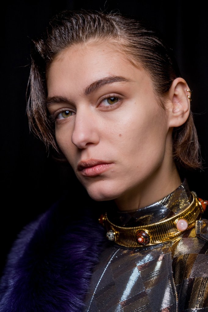 蒂埃里&middot;穆勒 Mugler 2026/27秋冬高级成衣秀(后台妆容) - Paris Fall 2026