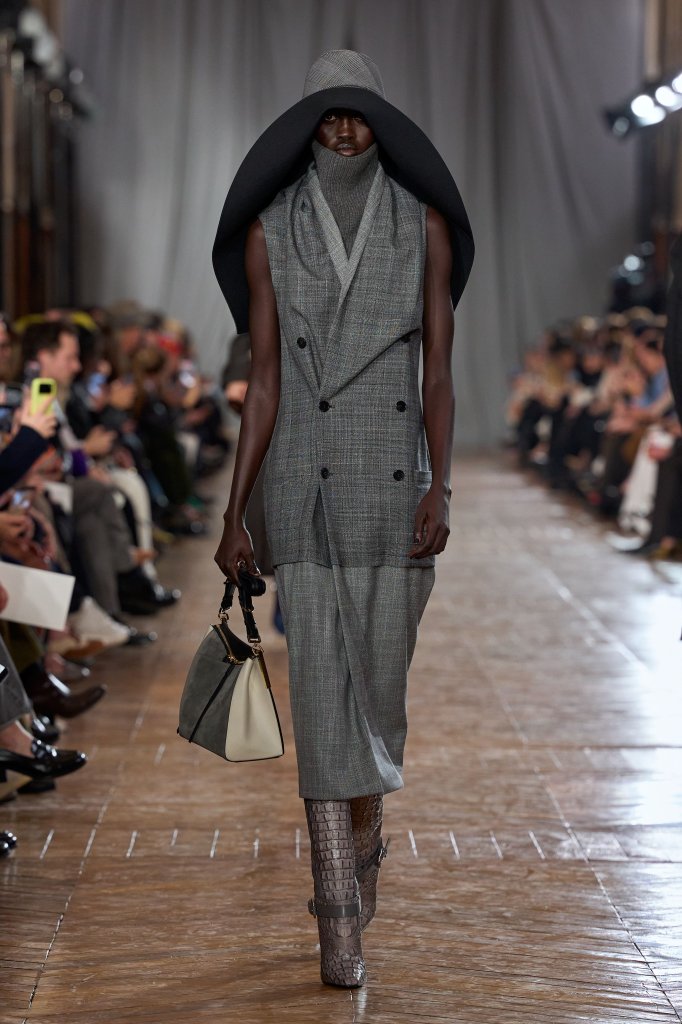 浪凡 Lanvin 2026/27秋冬高级成衣秀 - Paris Fall 2026