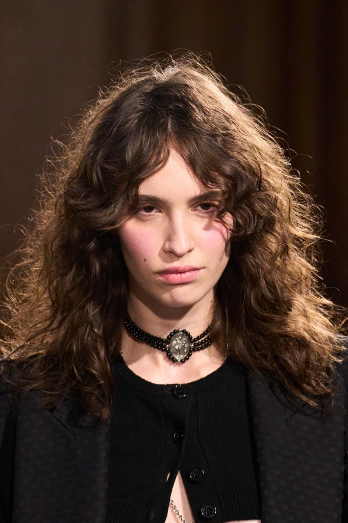 莲娜丽姿 Nina Ricci 2026/27秋冬高级成衣秀(细节) - Paris Fall 2026