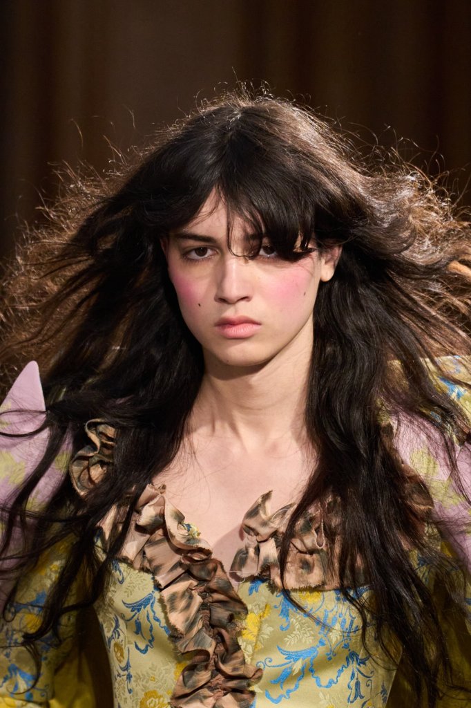 莲娜丽姿 Nina Ricci 2026/27秋冬高级成衣秀(细节) - Paris Fall 2026