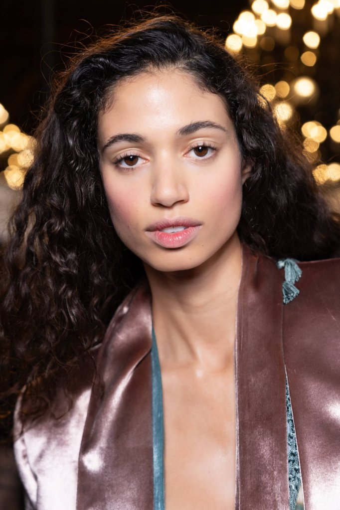 莲娜丽姿 Nina Ricci 2026/27秋冬高级成衣秀(后台妆容) - Paris Fall 2026