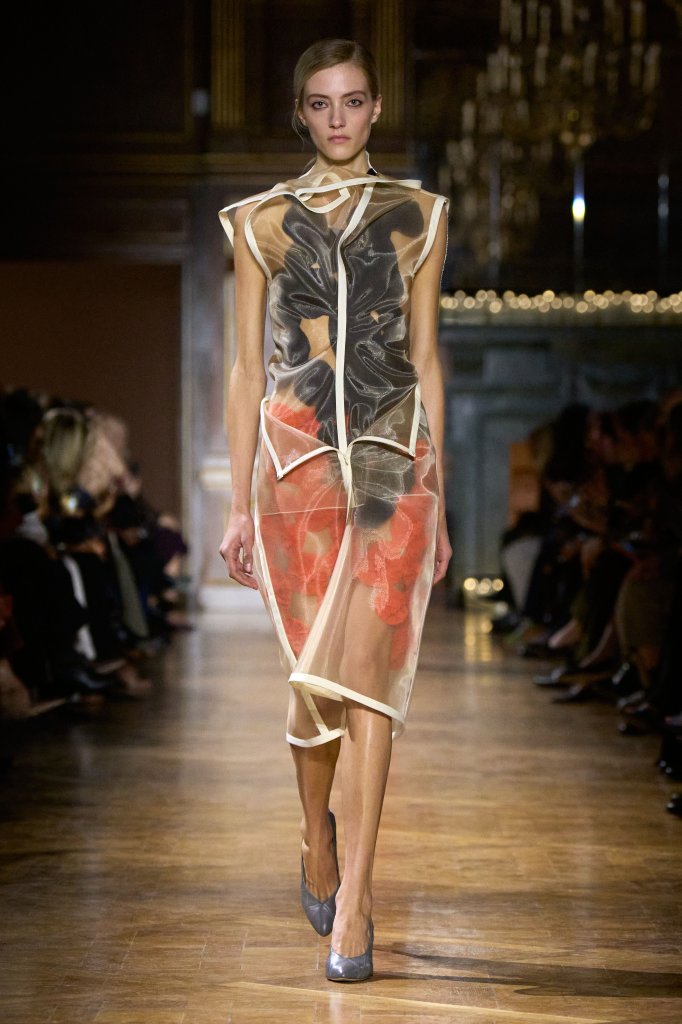 维多利亚&middot;贝克汉姆 Victoria Beckham 2026/27秋冬高级成衣秀 - Paris Fall 2026