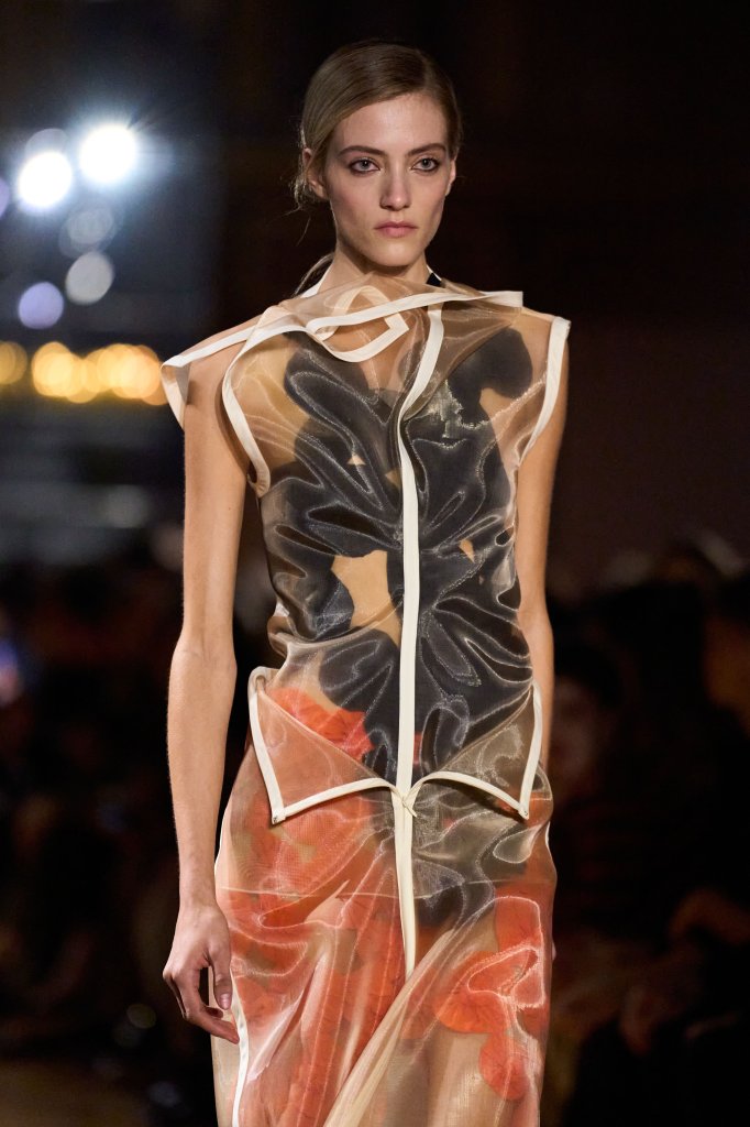 维多利亚&middot;贝克汉姆 Victoria Beckham 2026/27秋冬高级成衣秀(细节) - Paris Fall 2026