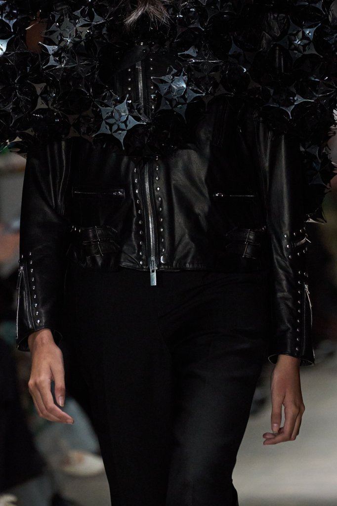 Noir Kei Ninomiya 2026/27秋冬高级成衣秀(细节) - Paris Fall 2026