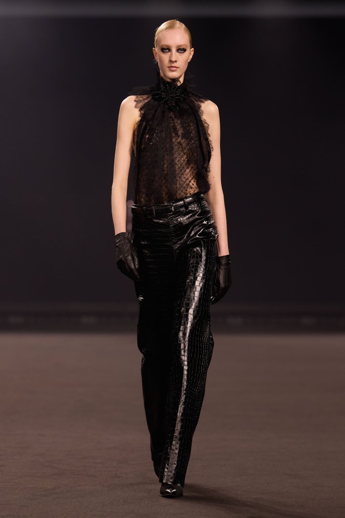 艾莉&middot;萨博 Elie Saab 2026/27秋冬高级成衣秀 - Paris Fall 2026