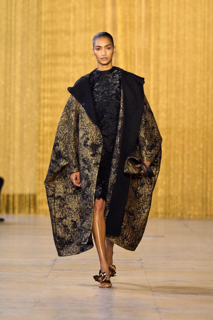 艾克瑞斯 Akris 2026/27秋冬高级成衣秀 - Paris Fall 2026