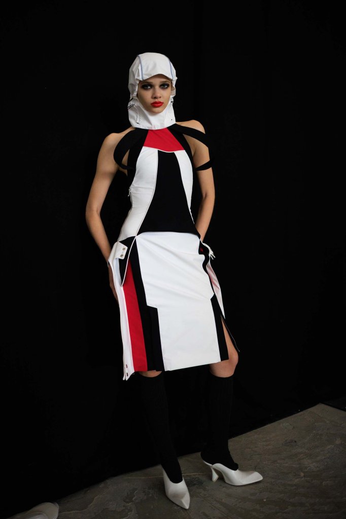 高缇耶 Jean Paul Gaultier 2026/27秋冬高级成衣秀(后台妆容) - Paris Fall 2026