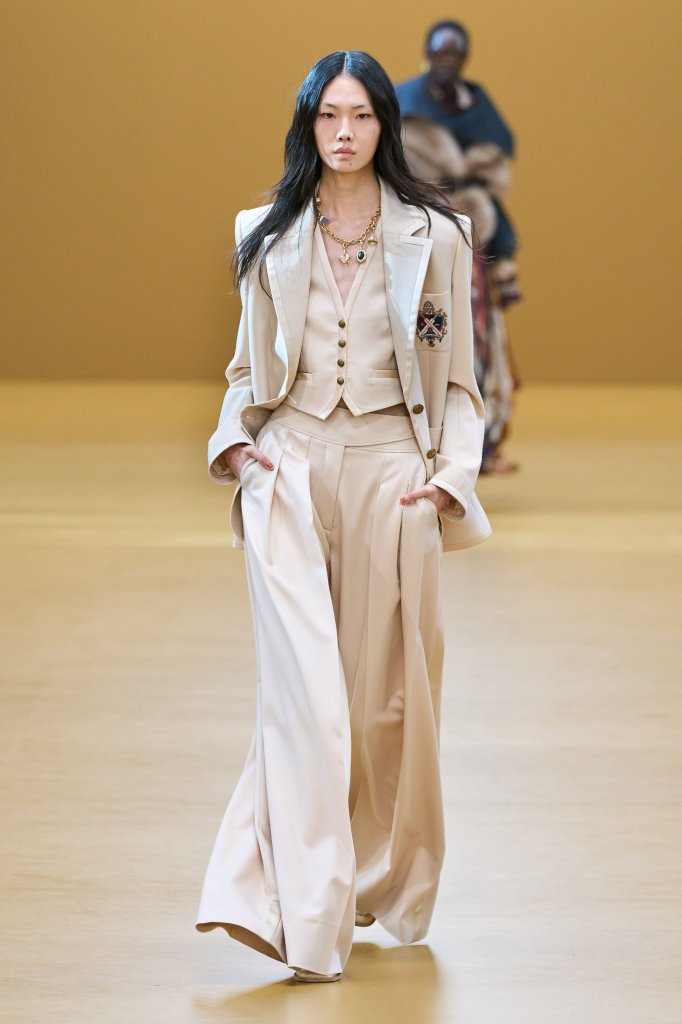 兹默曼 Zimmermann 2026/27秋冬高级成衣秀 - Paris Fall 2026