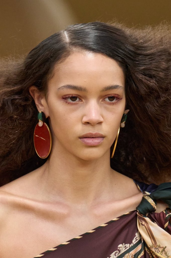 兹默曼 Zimmermann 2026/27秋冬高级成衣秀(细节) - Paris Fall 2026