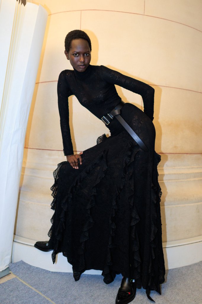 Gabriela Hearst 2026/27秋冬高级成衣秀(后台妆容) - Paris Fall 2026