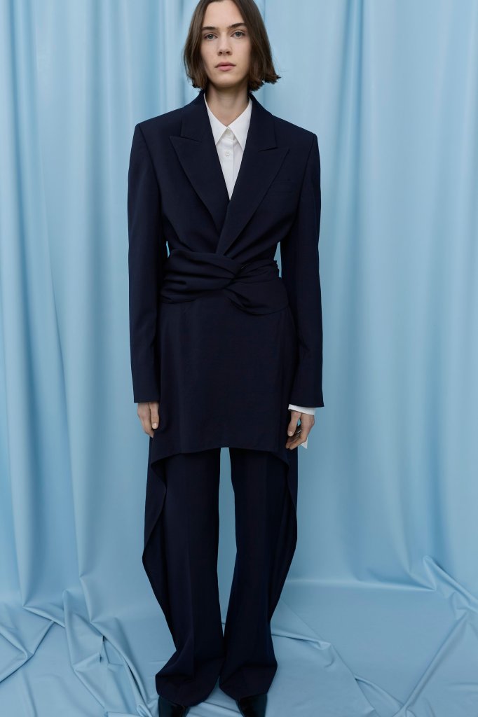 克里斯汀&middot;万诺斯 Christian Wijnants 2026/27秋冬高级成衣Lookbook