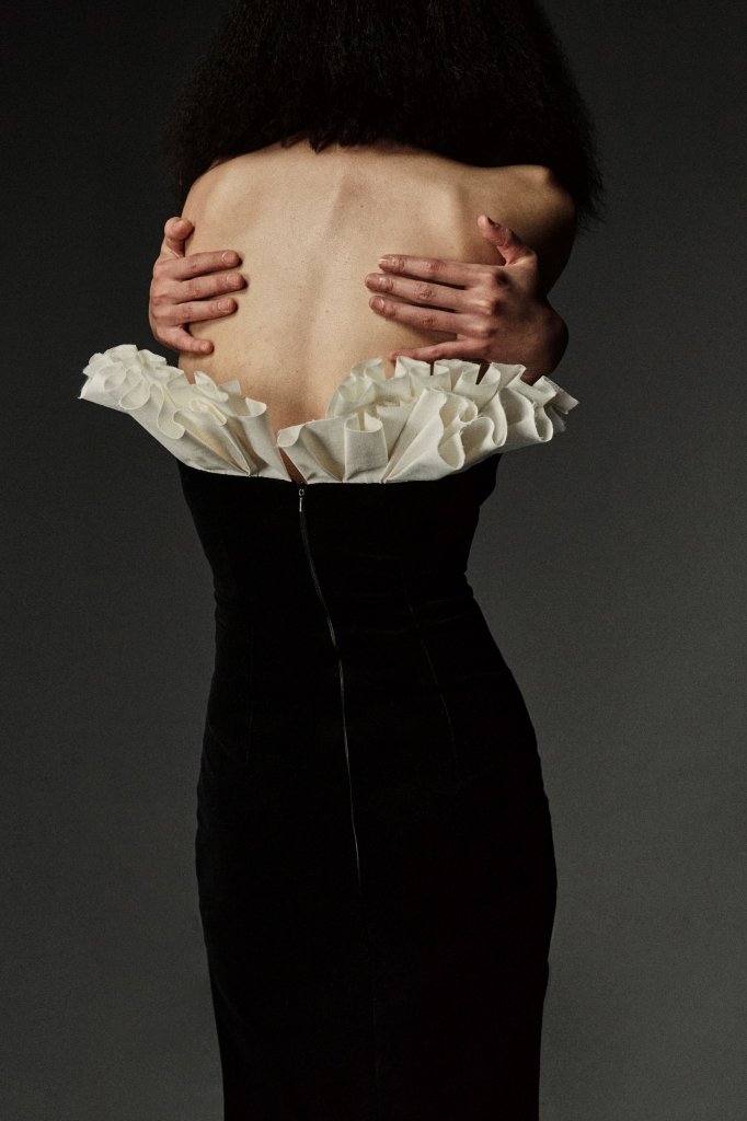 A.W.A.K.E. Mode 2026/27秋冬高级成衣Lookbook