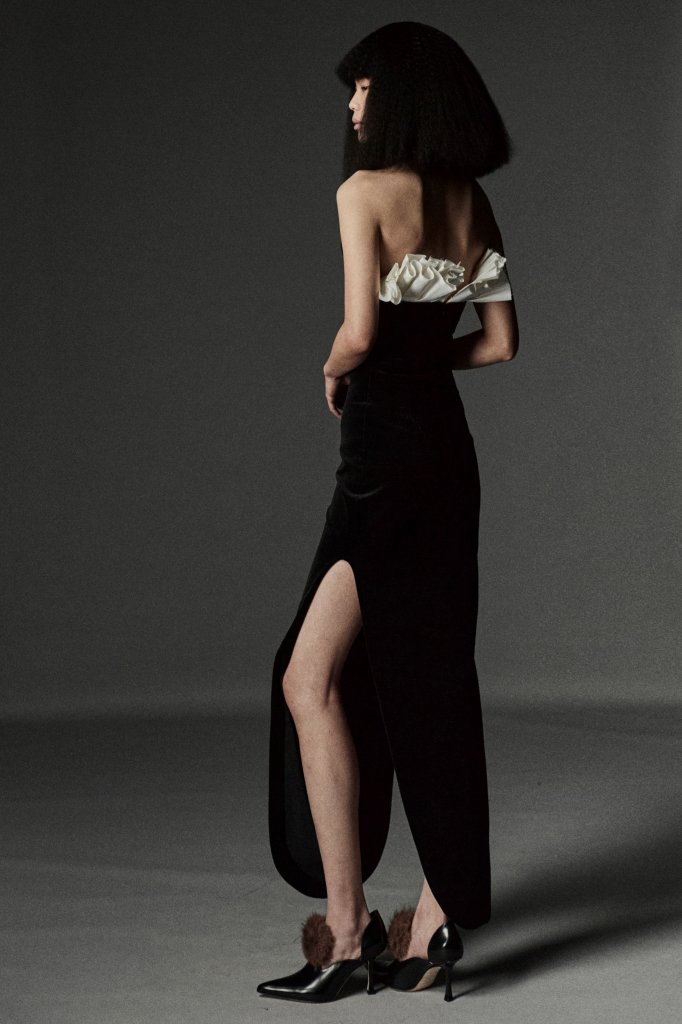 A.W.A.K.E. Mode 2026/27秋冬高级成衣Lookbook