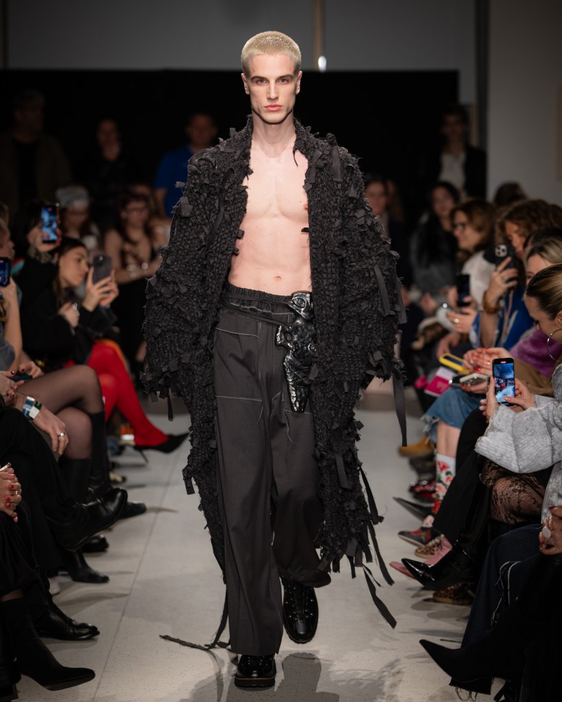 Valentin Szarvas 2026/27秋冬高级成衣秀 - Budapest Fall 2026