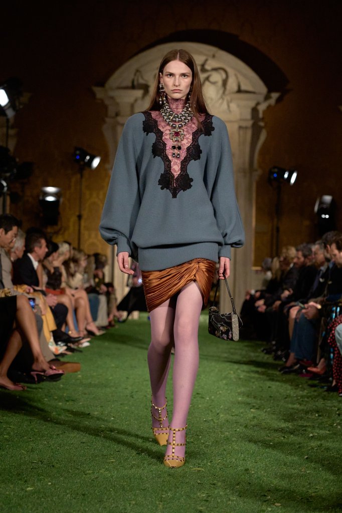  华伦天奴 Valentino 意大利 Italy 罗马 Roma 走秀(Runway) 2026/27秋冬 2026/27 A/W 女装