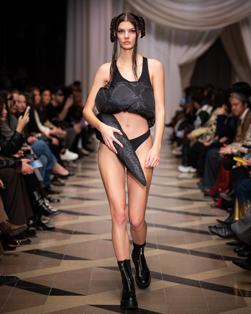 UNREALINDUSTRY 2026/27秋冬高级成衣秀 - Budapest Fall 2026