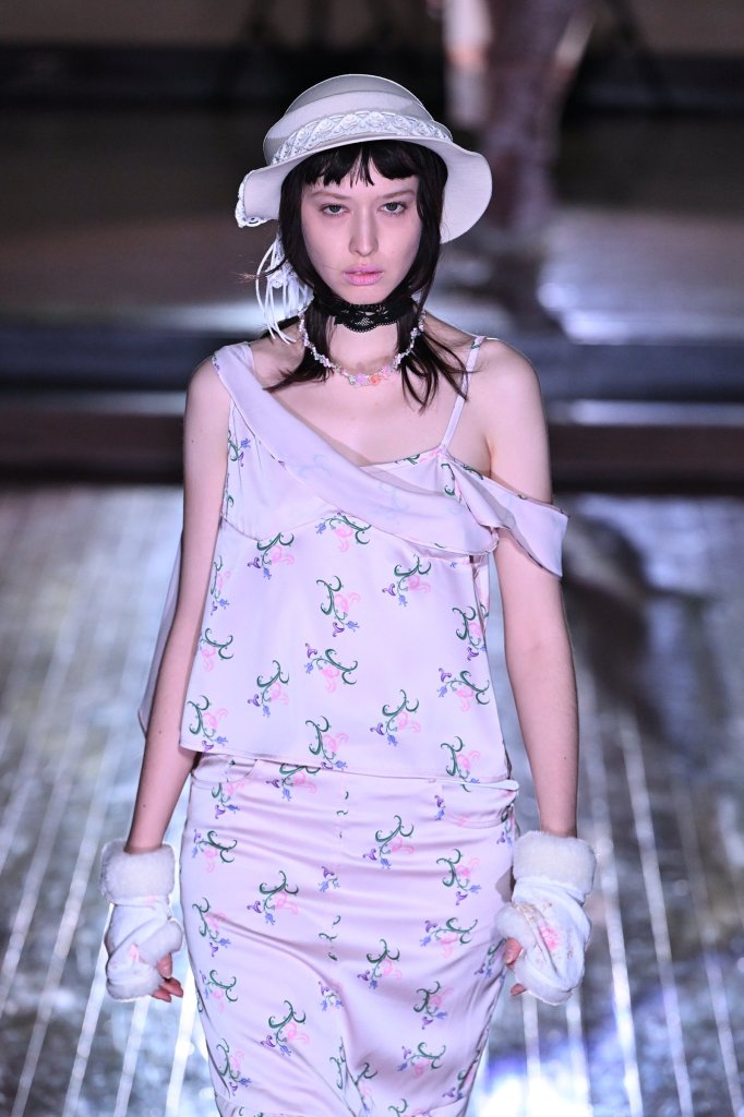 Yueqi Qi 2026/27秋冬高级成衣秀(细节) - Tokyo Fall 2026