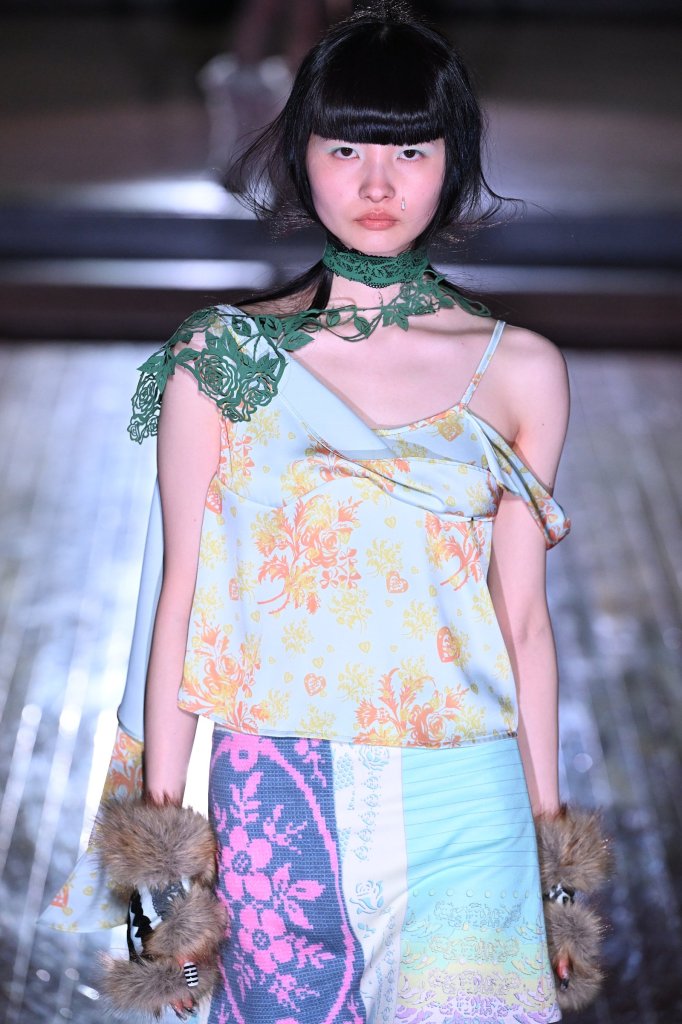 Yueqi Qi 2026/27秋冬高级成衣秀(细节) - Tokyo Fall 2026