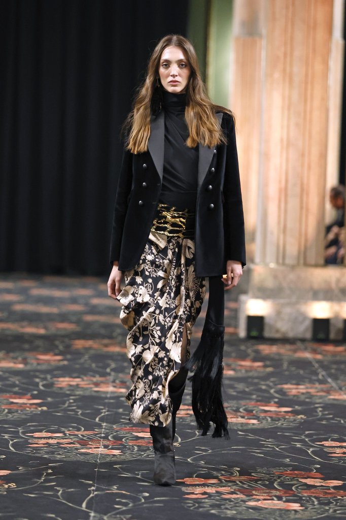 Johanna Ortiz 2026/27秋冬高级成衣秀 - Spain Fall 2026