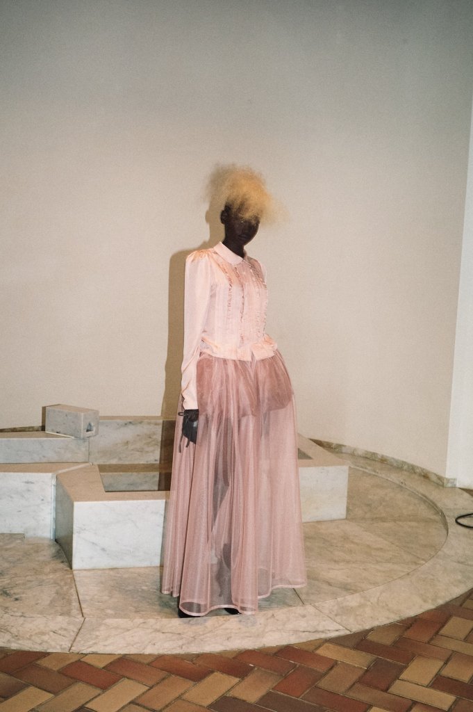 Viviano 2026/27秋冬高级成衣秀(后台妆容) - Tokyo Fall 2026