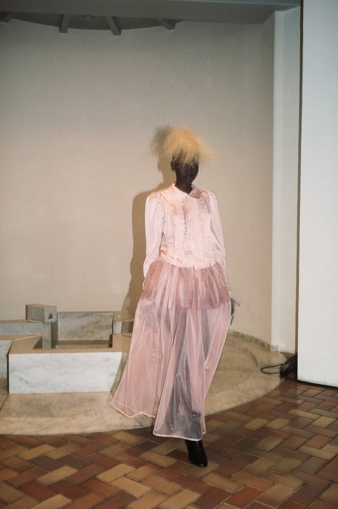 Viviano 2026/27秋冬高级成衣秀(后台妆容) - Tokyo Fall 2026